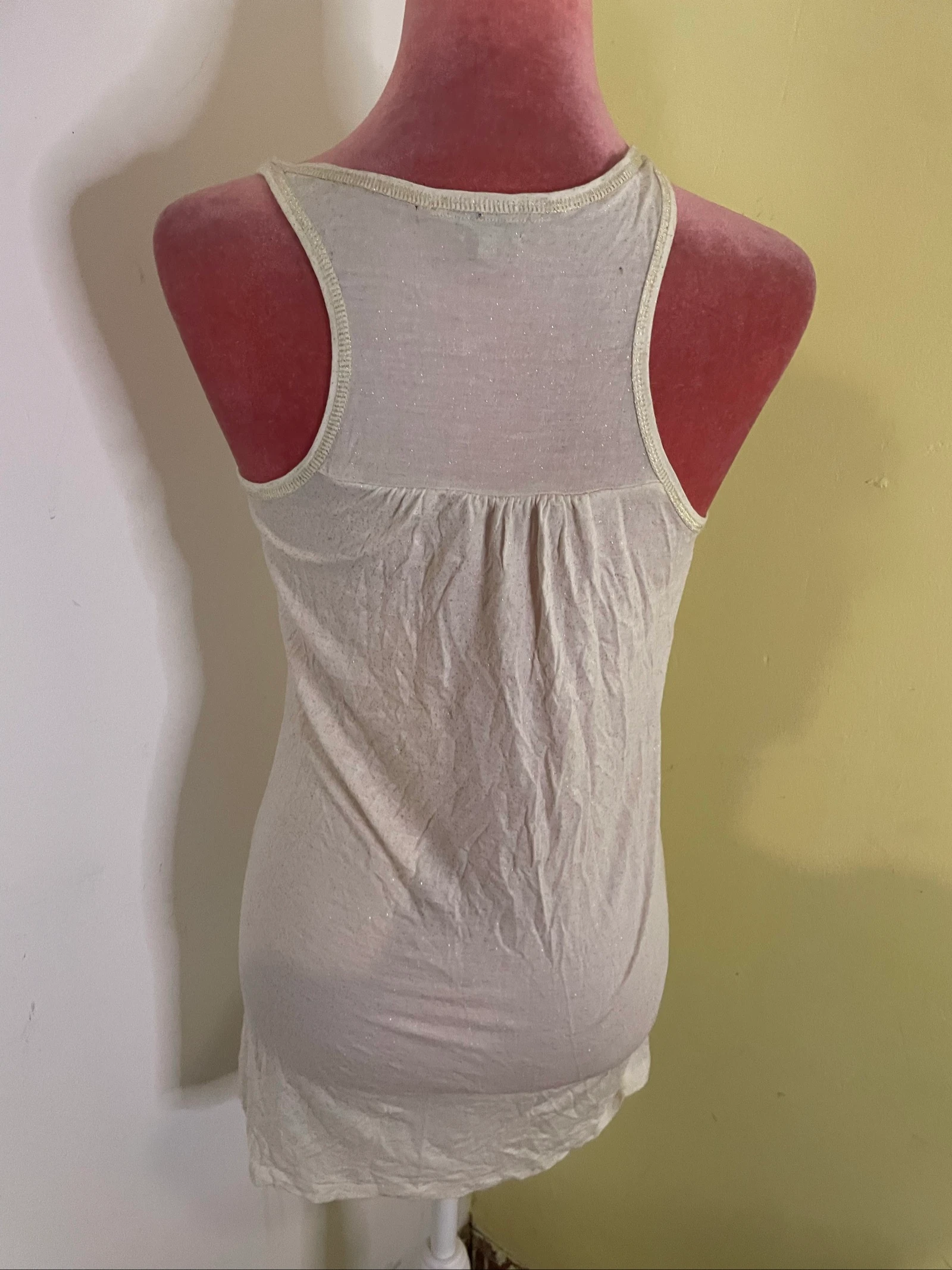 Top con tirantes brillo dorado crema – photo 3